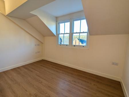 2 bedroom Flat to let in St Andrews Street, Kettering
