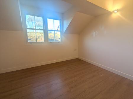 2 bedroom Flat to let in St Andrews Street, Kettering