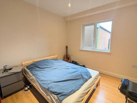 2 bedroom Flat to let in St Andrews Street, Kettering, NN16