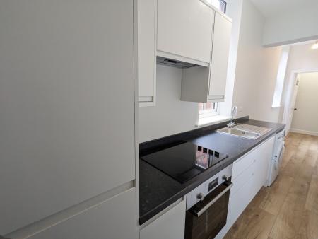 1 bedroom Flat to let in High Street, Kettering, NN16