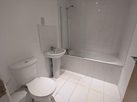 1 bedroom Flat to let in St Andrews Street, Town Centre, Kettering, NN16