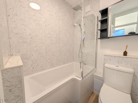 1 bedroom Flat to let in Havelock Street, Kettering, NN16