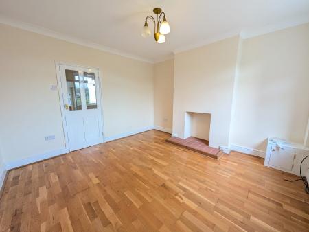 2 bedroom Terraced House to let in Midland Road, Raunds, NN9