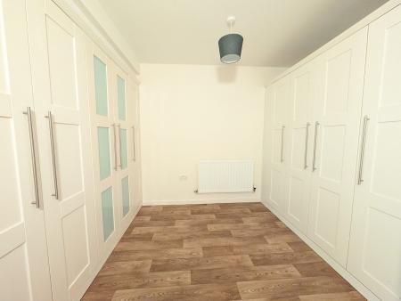 1 bedroom Studio flat to let in Bath Road, Kettering, NN16