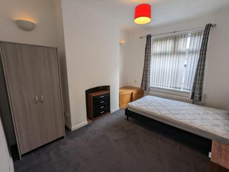 1 bedroom House share to let in Leicester Street, Kettering, NN16