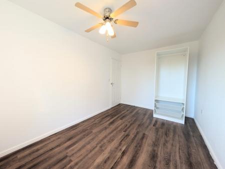 3 bedroom Semi-detached house to let in Backley Close, Kettering, NN15