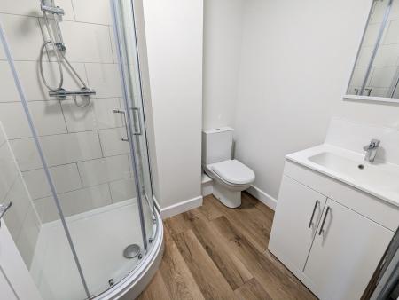 1 bedroom Flat to let in Scarborough Street, Irthlingborough, NN9