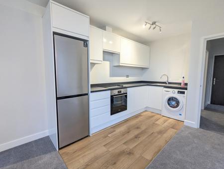 1 bedroom Flat to let in Scarborough Street, Irthlingborough, NN9