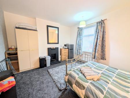 1 bedroom House share to let in Mill Road, Kettering, NN16