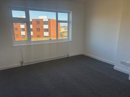 3 bedroom Semi-detached house to let in Ullswater Road, Kettering, NN16