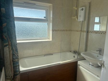 3 bedroom Semi-detached house to let in Ullswater Road, Kettering, NN16