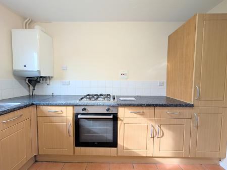 1 bedroom Flat to let in Ford Street, Kettering, NN16