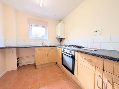 1 bedroom Flat to let in Ford Street, Kettering, NN16