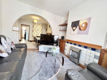 2 bedroom Terraced House to let in Sackville Street, Kettering, NN16