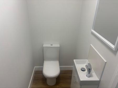 2 bedroom Maisonette to let in College Street, Irthlingborough, NN9