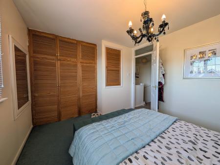 2 bedroom Terraced House to let in Leicester Close, Kettering, NN16