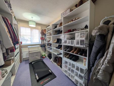 2 bedroom Terraced House to let in Leicester Close, Kettering, NN16