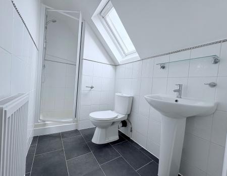 3 bedroom Town house to let in Victoria Street, Kettering, NN16