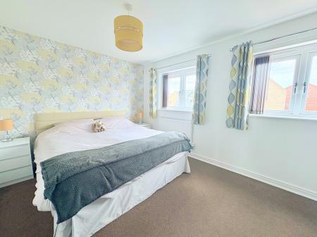 3 bedroom Semi-detached house to let in Isemill Road, Burton Latimer, NN15