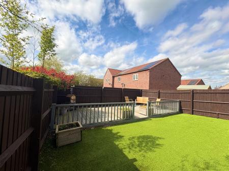 3 bedroom Semi-detached house to let in Isemill Road, Burton Latimer, NN15