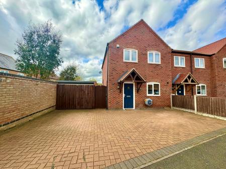 Isemill Road, Burton Latimer, NN15