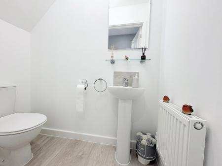 3 bedroom Semi-detached house to let in Isemill Road, Burton Latimer, NN15