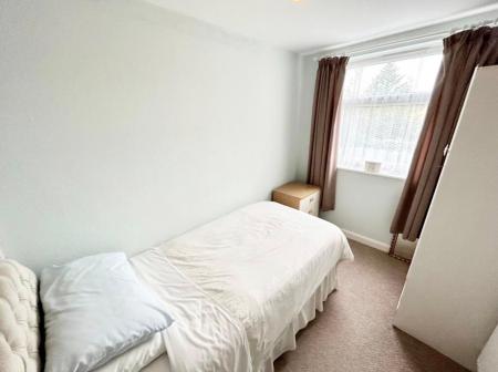 3 bedroom End of terrace house to let in Buccleuch Street, Kettering, NN16