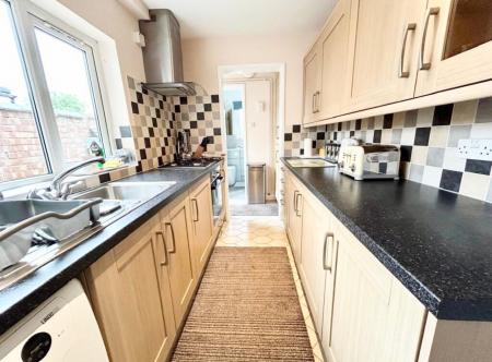 3 bedroom End of terrace house to let in Buccleuch Street, Kettering, NN16