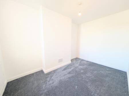 1 bedroom Flat to let in Edmund Street, Kettering, NN16