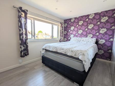 4 bedroom Semi-detached house to let in St Stephens Road, Ise Lodge, Kettering, NN15