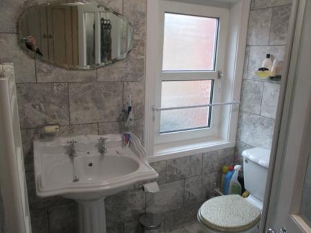 1 bedroom House share to let in London Road, Town Centre, Kettering, NN15