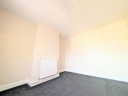 2 bedroom Terraced House to let in Nelson Street, Kettering, NN16