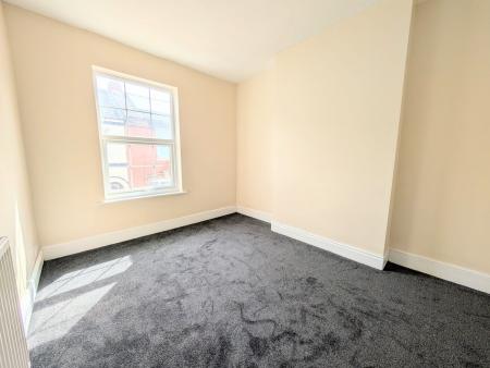 3 bedroom Terraced House to let in Ford Street, Kettering, NN16