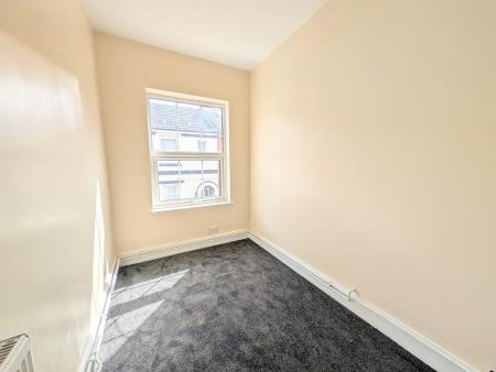 3 bedroom Terraced House to let in Ford Street, Kettering, NN16