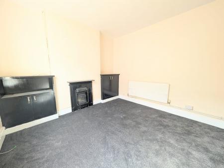 3 bedroom Terraced House to let in Ford Street, Kettering, NN16
