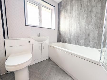 1 bedroom End of terrace house to let in Avondale Mews, Kettering, NN16