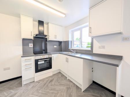 1 bedroom End of terrace house to let in Avondale Mews, Kettering, NN16