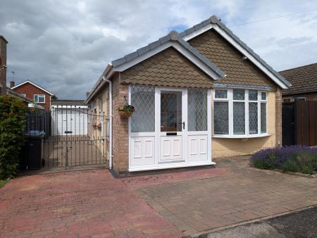 Montcalm Close, Kettering, NN15