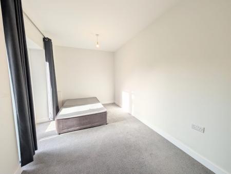1 bedroom Flat to let in Silver Street