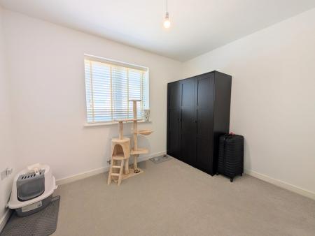 3 bedroom Semi-detached house to let in Mercury Road, Barton Seagrave, NN15
