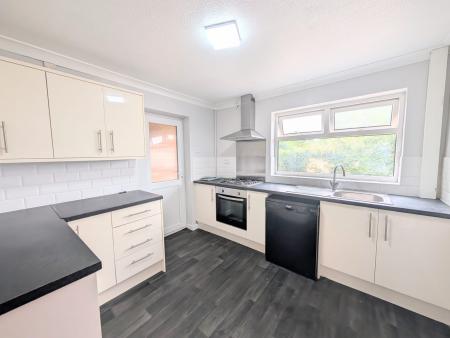 3 bedroom Semi-detached house to let in St Anthonys Road, Kettering, NN15