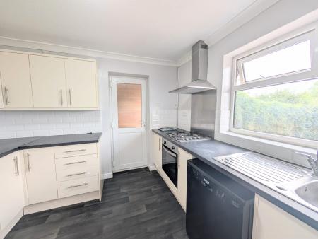 3 bedroom Semi-detached house to let in St Anthonys Road, Kettering, NN15