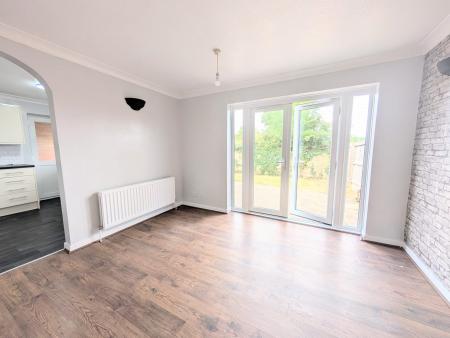 3 bedroom Semi-detached house to let in St Anthonys Road, Kettering, NN15