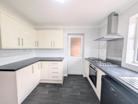 3 bedroom Semi-detached house to let in St Anthonys Road, Kettering, NN15
