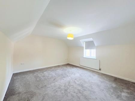 3 bedroom Semi-detached house to let in Tailby Avenue, Kettering, NN16
