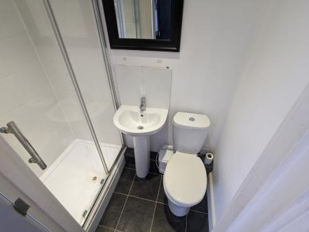 1 bedroom House share to let in Leicester Street, Kettering, NN16