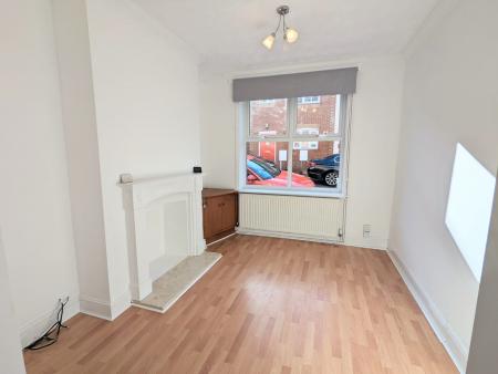 3 bedroom Terraced House to let in Melton Street, Kettering, NN16