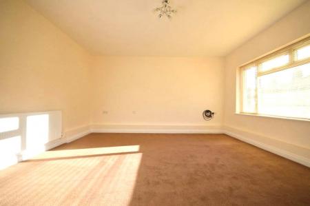 1 bedroom Bungalow to let in Marshall's Road, Raunds, NN9