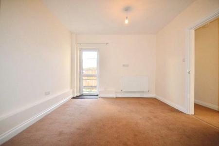 1 bedroom Bungalow to let in Marshall's Road, Raunds, NN9
