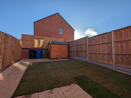 3 bedroom Terraced House to let in Neptune Street, Barton Seagrave, NN15